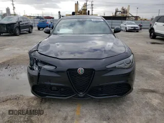 2022 Alfa Romeo Giulia Ti with VIN ZARFAMBN8N7666048, listed as a Copart auction lot 44265963 with 3,134 mi miles. Bid and sale history available at carsss.com. Image 5.