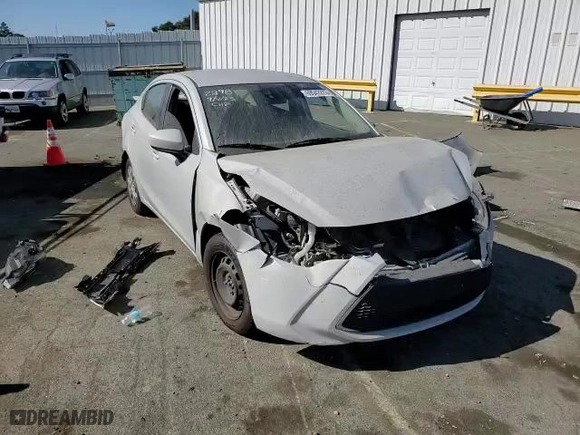 2019 Toyota Yaris Sedan L with VIN 3MYDLBYV3KY520661, listed as a Copart auction lot 69542273 with 0 mi miles. Bid and sale history available at carsss.com. Image 10.
