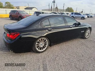 2013 BMW 7 Series 740Li with VIN WBAYE4C57DDW22531, listed as a Copart auction lot 81522614 with 174,441 mi miles and Clean title. Bid and sale history available at DreamBid. Image 3.