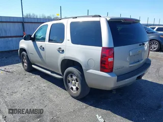 2007 Chevrolet Tahoe LTZ with VIN 1GNFC13JX7R149914, listed as a IAAI auction lot 41497405 with 264,932 mi miles and . Bid and sale history available at DreamBid. Image 3.