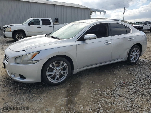 2014 Nissan Maxima 3.5 SV with VIN 1N4AA5AP4EC498239, listed as a Copart auction lot 43638025 with 131,411 mi miles and Salvage Title. Bid and sale history available at carsss.com. Image 1.