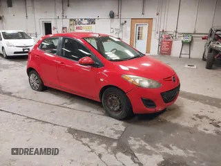 2014 Mazda 2 Sport z VIN JM1DE1KYXE0172815, wystawiony jako IAAI lot #42306435 z przebiegiem 147 457 mil mil oraz . Historia ofert i sprzedaży dostępna na DreamBid. Obrazek 1.