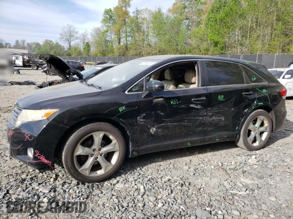 2010 Toyota Venza with VIN 4T3BK3BB2AU038670, listed as a Copart auction lot 52758215 with 138,728 mi miles and Salvage Title. Bid and sale history available at carsss.com. Image 1.