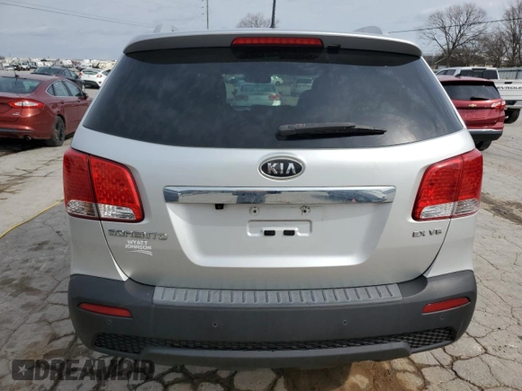 2012 Kia Sorento EX with VIN 5XYKU4A25CG305691, listed as a Copart auction lot 49733515 with 204,552 mi miles and Salvage Title. Bid and sale history available at carsss.com. Image 6.