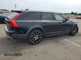 2020 Volvo V90 z VIN YV4A22NL1L1113139, wystawiony jako Copart lot #63751114 z przebiegiem 41 581 mil mil oraz Szkody całkowita. Historia ofert i sprzedaży dostępna na DreamBid. Obrazek 3.