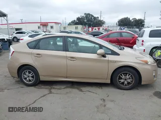 2011 Toyota Prius I with VIN JTDKN3DU8B1408929, listed as a IAAI auction lot 41925472 with 162,130 mi miles. Bid and sale history available at carsss.com. Image 13.