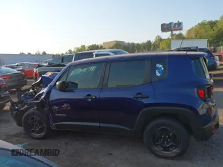 2020 Jeep Renegade Sport with VIN ZACNJAAB5LPM05727, listed as a IAAI auction lot 40515936 with Not Provided miles and . Bid and sale history available at carsss.com. Image 13.