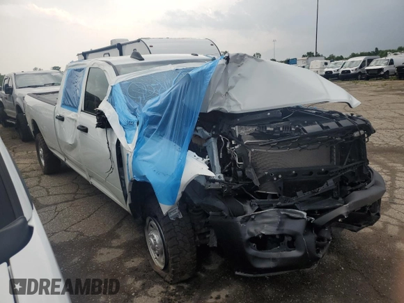 2023 Ram 2500 Tradesman with VIN 3C6UR5HJ9PG587488, listed as a Copart auction lot 61572935 with 43,791 mi miles and Clean title. Bid and sale history available at DreamBid. Image 4.