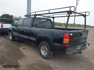 2002 Chevrolet Silverado 1500HD LS with VIN 1GCGC13U82F239161, listed as a IAAI auction lot 41268788 with 1 mi miles. Bid and sale history available at carsss.com. Image 3.