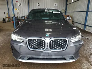 2024 BMW X4 xDrive30i with VIN 5UX33DT04R9U84057, listed as a Copart auction lot 53869955 with 28,263 mi miles and Clean Title. Bid and sale history available at carsss.com. Image 5.