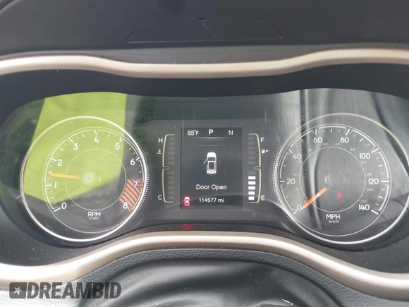 2015 Jeep Cherokee Latitude z VIN 1C4PJMCS0FW534959, wystawiony jako IAAI lot #42657381 z przebiegiem 114 577 mil mil oraz . Historia ofert i sprzedaży dostępna na DreamBid. Obrazek 7.