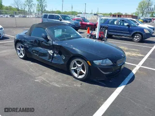 2007 BMW Z4 3.0si with VIN 4USBU53567LX02991, listed as a IAAI auction lot 41990352 with 86,329 mi miles. Bid and sale history available at carsss.com. Image 1.