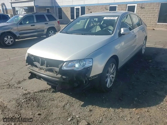 2010 Volkswagen Passat Sedan Komfort with VIN WVWJM7AN7AE070269, listed as a Copart auction lot 75233154 with 132,269 mi miles and Salvage Title. Bid and sale history available at carsss.com. Image 11.