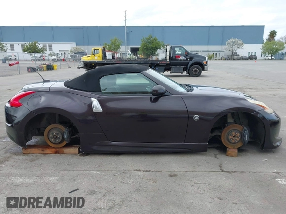 2010 Nissan 370Z Touring with VIN JN1AZ4FH3AM301311, listed as a IAAI auction lot 41976379 with 51,347 mi miles. Bid and sale history available at carsss.com. Image 13.