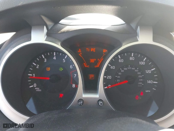 2014 Nissan Juke SL with VIN JN8AF5MV2ET483488, listed as a IAAI auction lot 41662254 with 117,398 mi miles. Bid and sale history available at carsss.com. Image 7.