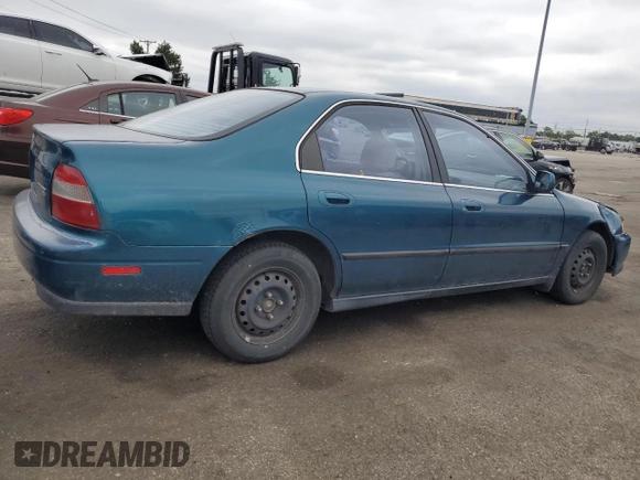 1995 Honda Accord with VIN JHMCD5531SC007105, listed as a Copart auction lot 58059205 with 162,504 mi miles and Salvage title. Bid and sale history available at DreamBid. Image 3.