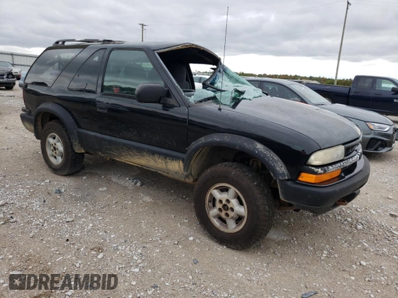 2000 Chevrolet Blazer LS z VIN 1GNCT18W9YK277871, wystawiony jako Copart lot #46158185 z przebiegiem Nie podano mil oraz Nie do naprawy • Non repairable. Historia ofert i sprzedaży dostępna na DreamBid. Obrazek 4.
