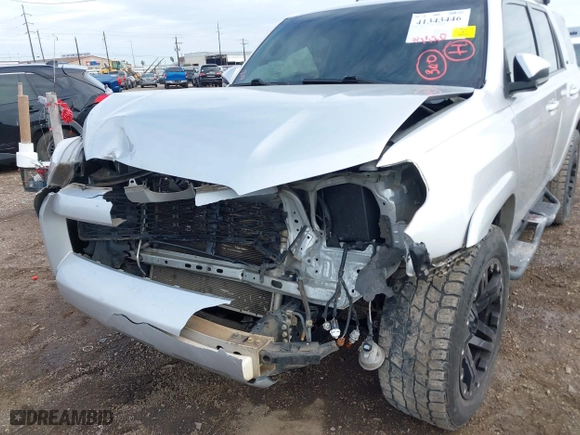 2018 Toyota 4Runner SR5 with VIN JTEZU5JR8J5180205, listed as a IAAI auction lot 41343446 with 83,520 mi miles. Bid and sale history available at carsss.com. Image 6.