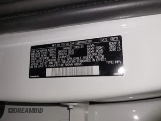 2020 Volvo XC90 Momentum with VIN YV4102PK6L1555649, listed as a IAAI auction lot 41724806 with 45,051 mi miles. Bid and sale history available at carsss.com. Image 9.