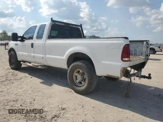 2002 Ford Super Duty F-250 XL with VIN 1FTNX21L62EC64514, listed as a Copart auction lot 67959914 with 354,142 mi miles and Salvage Title. Bid and sale history available at carsss.com. Image 2.