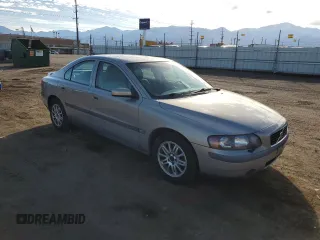 2004 Volvo S60 with VIN YV1RS61T042421282, listed as a Copart auction lot 47800835 with 181,255 mi miles and Clean Title. Bid and sale history available at carsss.com. Image 4.