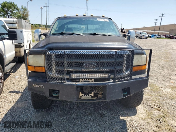 2000 Ford F-350 XL with VIN 1FTSW31F3YEB20854, listed as a Copart auction lot 61717865 with 209,288 mi miles and Salvage title. Bid and sale history available at DreamBid. Image 5.