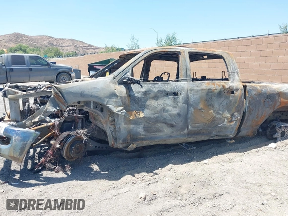 2019 Ram 2500 Big Horn with VIN 3C6UR5DL2KG544059, listed as a IAAI auction lot 42500250 with Not provided miles and . Bid and sale history available at DreamBid. Image 6.