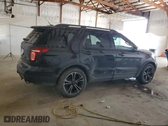 2015 Ford Explorer Sport с VIN 1FM5K8GTXFGB72384, выставлен на аукционе Copart как лот 55930415 с пробегом 196 825 миль миль и Списание • Salvage title. История ставок и продаж доступна на DreamBid. Изображение 3.