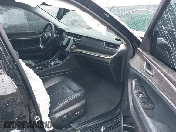 2024 Jeep Grand Cherokee Limited with VIN 1C4RJKBG4R8926264, listed as a IAAI auction lot 42361628 with 23,195 mi miles and . Bid and sale history available at DreamBid. Image 5.