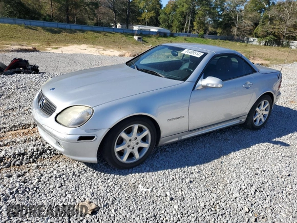 2001 Mercedes-Benz SLK 230 Kompressor z VIN WDBKK49F31F188527, wystawiony jako Copart lot #84489514 z przebiegiem 182 831 mil mil oraz Szkoda całkowita • Salvage title. Historia ofert i sprzedaży dostępna na DreamBid. Obrazek 1.