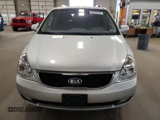 2014 Kia Sedona LX with VIN KNDMG4C72E6574651, listed as a Copart auction lot 55354355 with 155,795 mi miles and Clean Title. Bid and sale history available at carsss.com. Image 5.