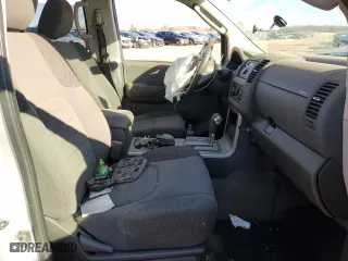 2011 Nissan Pathfinder SV with VIN 5N1AR1NN4BC630427, listed as a Copart auction lot 86926394 with 137,781 mi miles and Salvage Title. Bid and sale history available at carsss.com. Image 7.