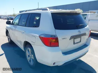 2009 Toyota Highlander Sport with VIN JTEES43AX92130764, listed as a IAAI auction lot 41862340 with 257,577 mi miles. Bid and sale history available at carsss.com. Image 3.
