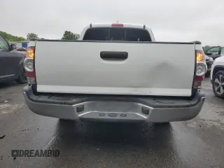 2015 Toyota Tacoma with VIN 5TFTX4CN2FX058621, listed as a Copart auction lot 58548135 with 212,775 mi miles and Clean title. Bid and sale history available at DreamBid. Image 6.