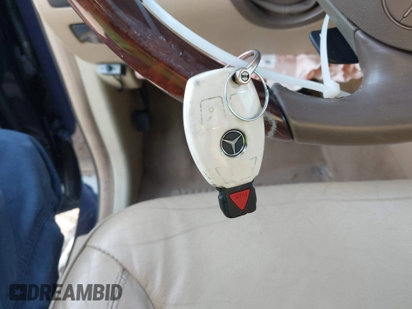 2012 Mercedes-Benz GL 350 with VIN 4JGBF2FE1CA768876, listed as a IAAI auction lot 41612274 with 104,718 mi miles and . Bid and sale history available at DreamBid. Image 11.