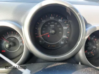 2004 Honda Element EX with VIN 5J6YH28654L009064, listed as a Copart auction lot 82542594 with 217,452 mi miles and Salvage Title. Bid and sale history available at DreamBid. Image 9.