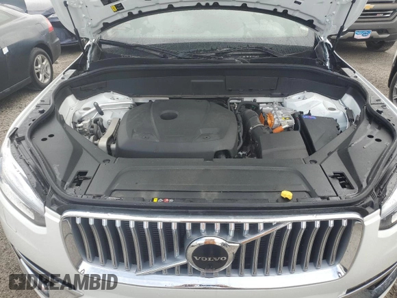 2024 Volvo XC90 Ultimate Bright Theme with VIN YV4H60CF6R1213654, listed as a Copart auction lot 75357064 with Not provided miles and Non repairable. Bid and sale history available at DreamBid. Image 12.