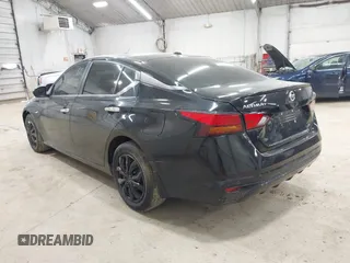 2020 Nissan Altima 2.5 S with VIN 1N4BL4BV7LC178691, listed as a IAAI auction lot 42137340 with 78,499 mi miles. Bid and sale history available at carsss.com. Image 3.