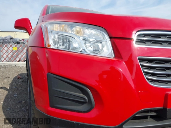 2015 Chevrolet Trax LT with VIN KL7CJLSB2FB253941, listed as a IAAI auction lot 41836407 with 46,453 mi miles. Bid and sale history available at carsss.com. Image 6.