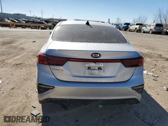 2020 Kia Forte LXS with VIN 3KPF24AD1LE212933, listed as a Copart auction lot 82642794 with 61,510 mi miles and Salvage Title. Bid and sale history available at carsss.com. Image 6.