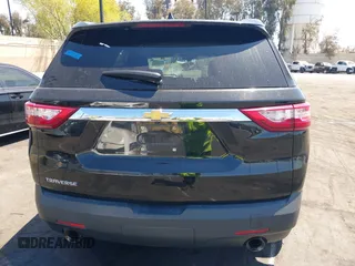 2019 Chevrolet Traverse LS z VIN 1GNERFKW3KJ222388, wystawiony jako IAAI lot #42225444 z przebiegiem 94 777 mil mil oraz . Historia ofert i sprzedaży dostępna na DreamBid. Obrazek 16.