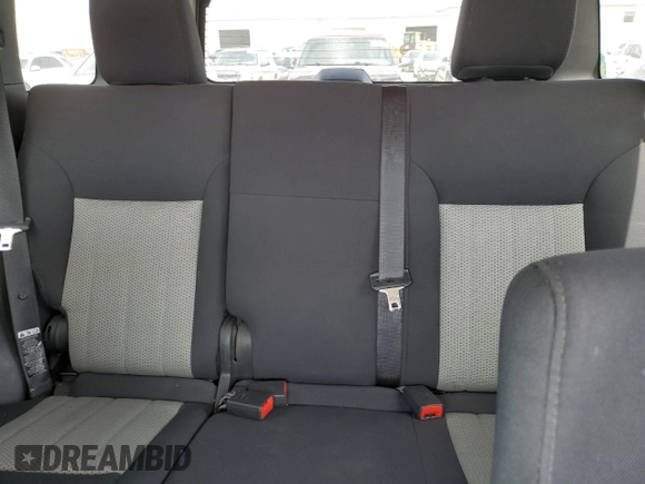 2010 Jeep Liberty Sport z VIN 1J4PP2GK0AW164807, wystawiony jako Copart lot #52411825 z przebiegiem Nie podano mil oraz Szkoda całkowita • Salvage title. Historia ofert i sprzedaży dostępna na DreamBid. Obrazek 10.