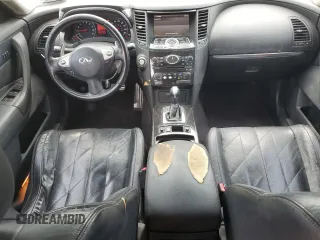 2009 Infiniti FX z VIN JNRAS18U39M103785, wystawiony jako Copart lot #52909935 z przebiegiem 168 336 mil mil oraz Czysty tytuł • Clean title. Historia ofert i sprzedaży dostępna na DreamBid. Obrazek 8.