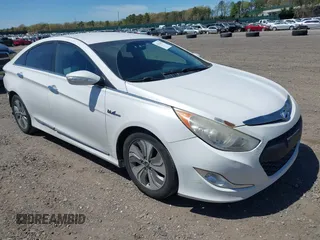 2013 Hyundai Sonata with VIN KMHEC4A46DA094614, listed as a IAAI auction lot 42156478 with 150,931 mi miles and . Bid and sale history available at carsss.com. Image 1.