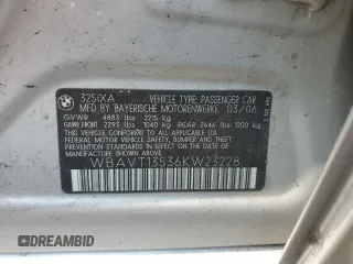 2006 BMW 3 Series 325xi z VIN WBAVT13536KW23228, wystawiony jako Copart lot #58734625 z przebiegiem 163 661 mil mil oraz Szkoda całkowita • Salvage title. Historia ofert i sprzedaży dostępna na DreamBid. Obrazek 12.