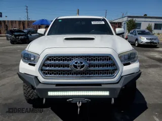 2017 Toyota Tacoma SR5 with VIN 3TMAZ5CNXHM041159, listed as a Copart auction lot 52250905 with 99,337 mi miles and Salvage Title. Bid and sale history available at DreamBid. Image 5.