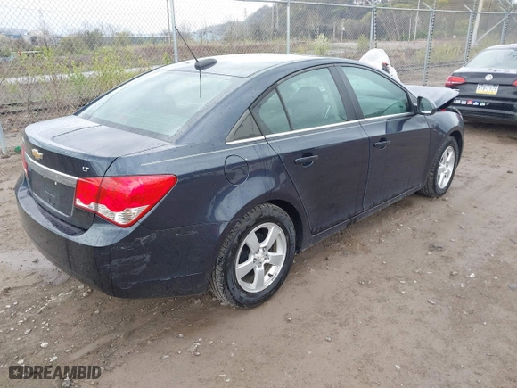 2016 Chevrolet Cruze Limited LT with VIN 1G1PE5SB0G7196267, listed as a IAAI auction lot 42027390 with 33,600 mi miles. Bid and sale history available at carsss.com. Image 4.