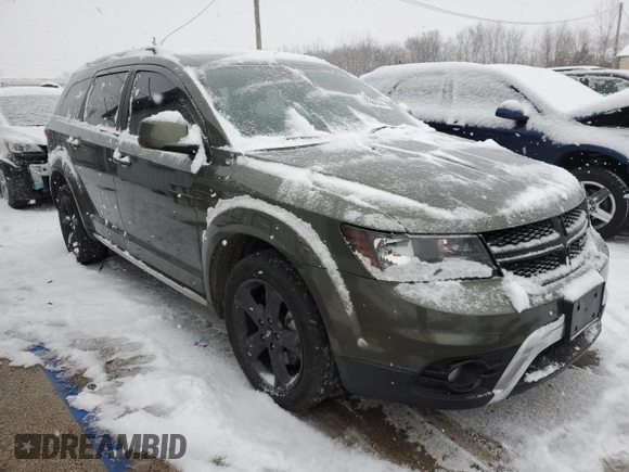 2019 Dodge Journey Crossroad z VIN 3C4PDDGG4KT811044, wystawiony jako Copart lot #84184044 z przebiegiem 84 829 mil mil oraz Szkoda całkowita • Salvage title. Historia ofert i sprzedaży dostępna na DreamBid. Obrazek 4.