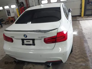 2017 BMW 3 Series 340i xDrive with VIN WBA8B7G55HNU37351, listed as a IAAI auction lot 41613308 with 102,280 mi miles and . Bid and sale history available at DreamBid. Image 16.