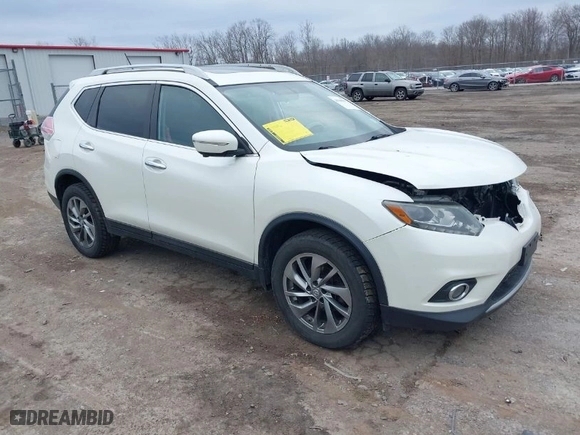 2015 Nissan Rogue SL with VIN 5N1AT2MV4FC911870, listed as a IAAI auction lot 41848997 with 117,289 mi miles. Bid and sale history available at carsss.com. Image 1.